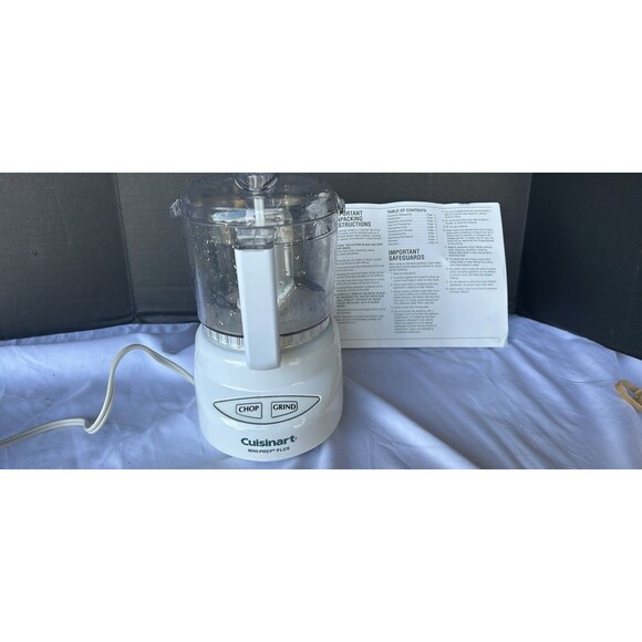 Cuisinart DLC-2A Mini-Prep Plus 24oz Food Processor - White - Picture 2 of 5